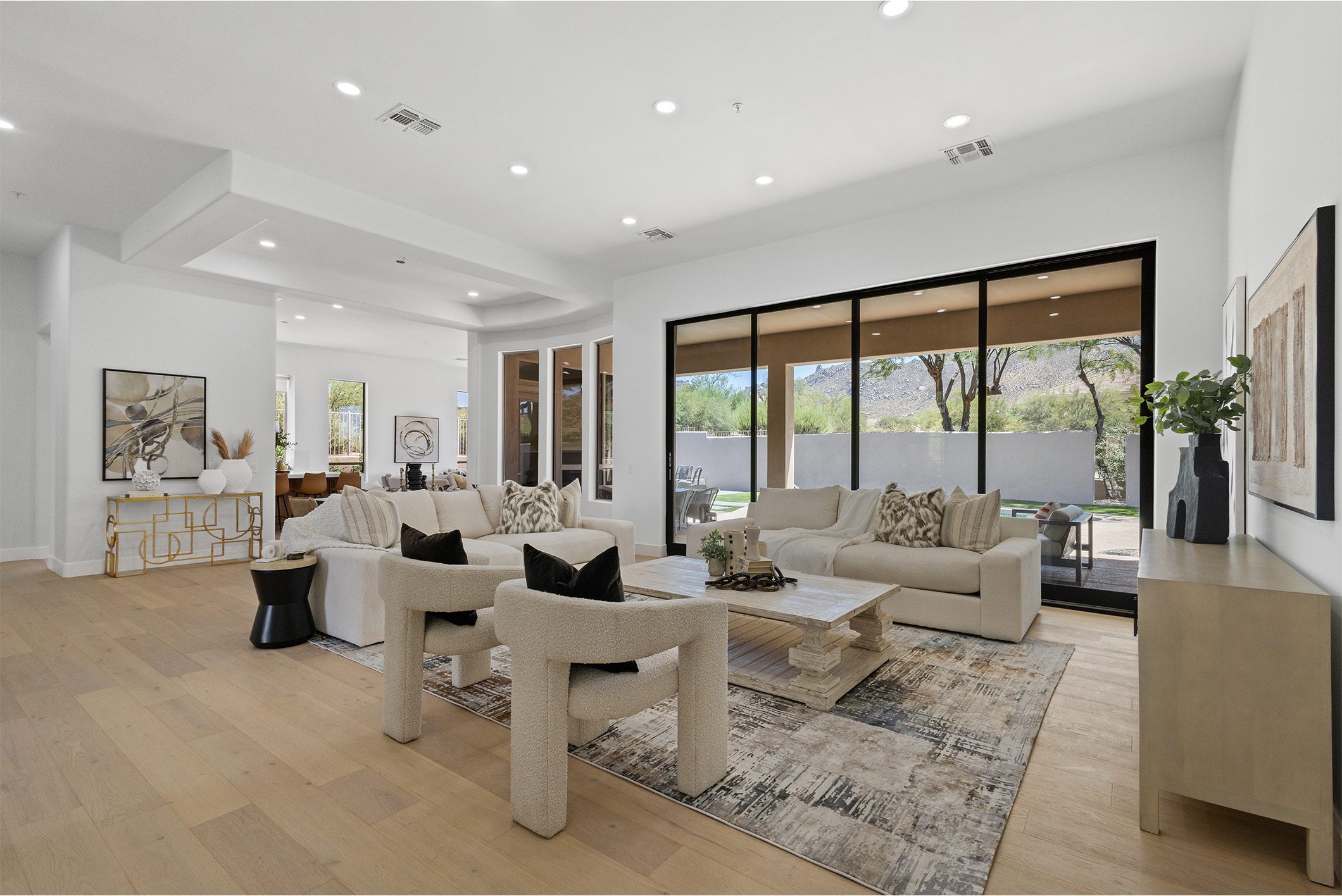 Home Staging living area and view to dining and kitchen